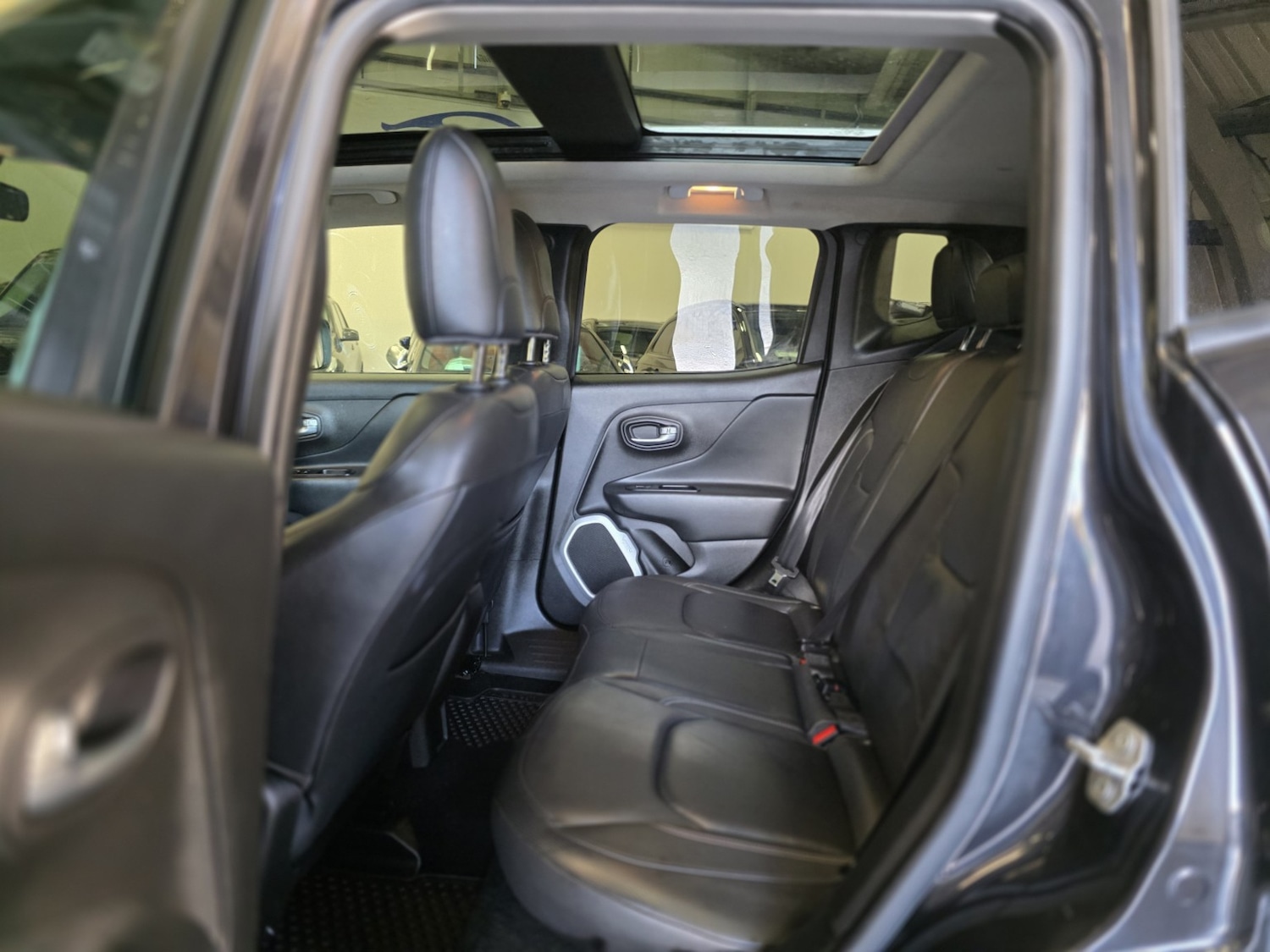 Used Jeep Renegade 2015 for sale - 76631467: Photo 17