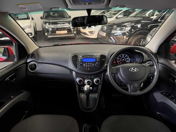 Used Hyundai i10 2012 for sale - 76246193: Photo 10
