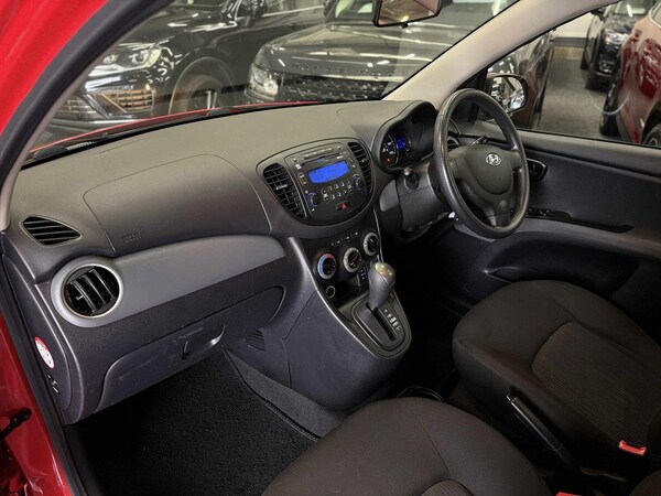 Used Hyundai i10 2012 for sale - 76246193: Photo 9