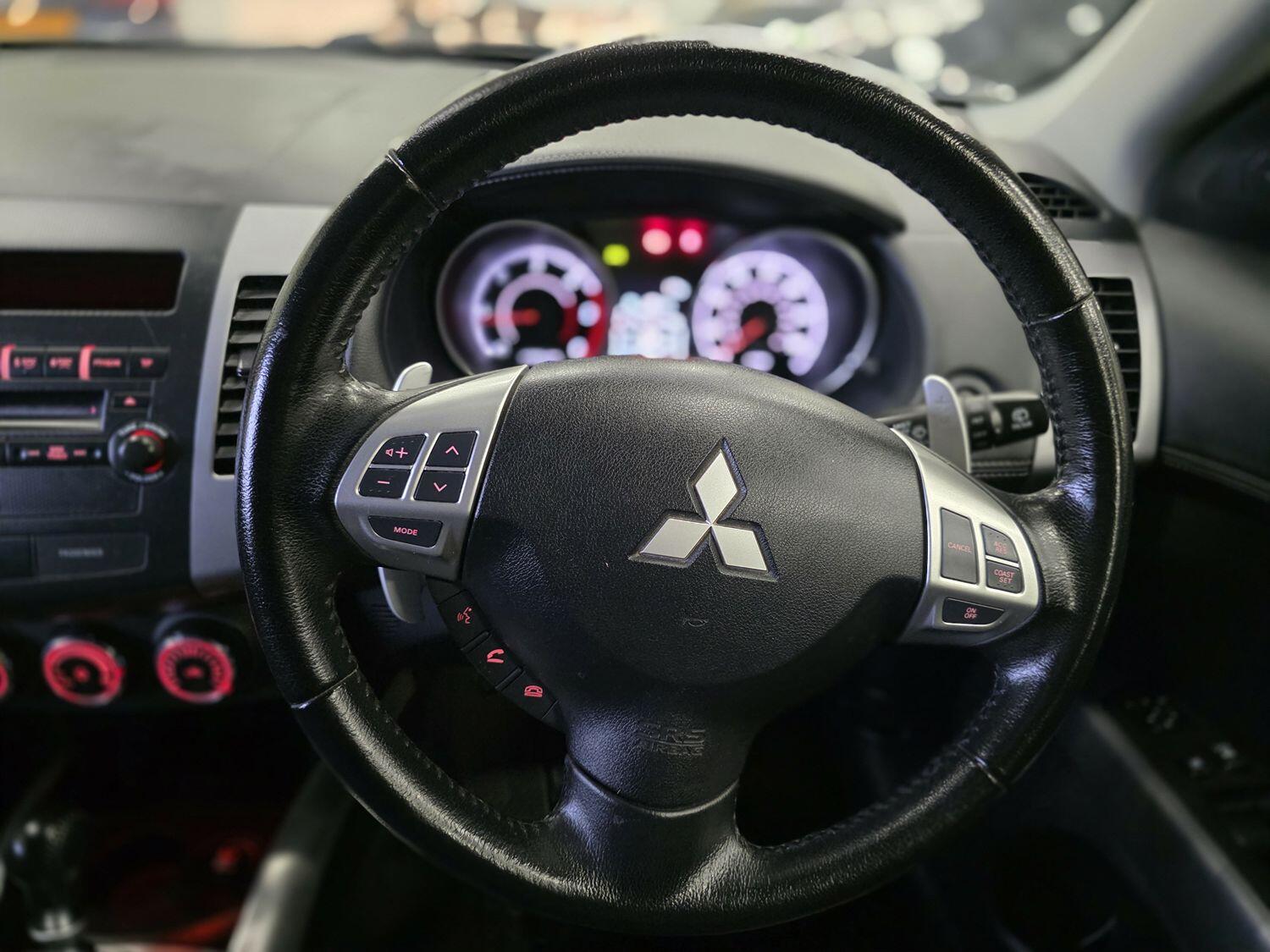 Used Mitsubishi Outlander 2013 for sale - 76769469: Photo 10