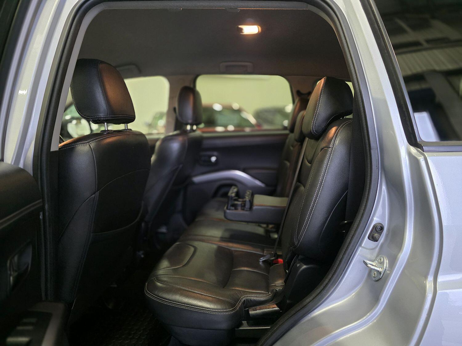 Used Mitsubishi Outlander 2013 for sale - 76769469: Photo 16