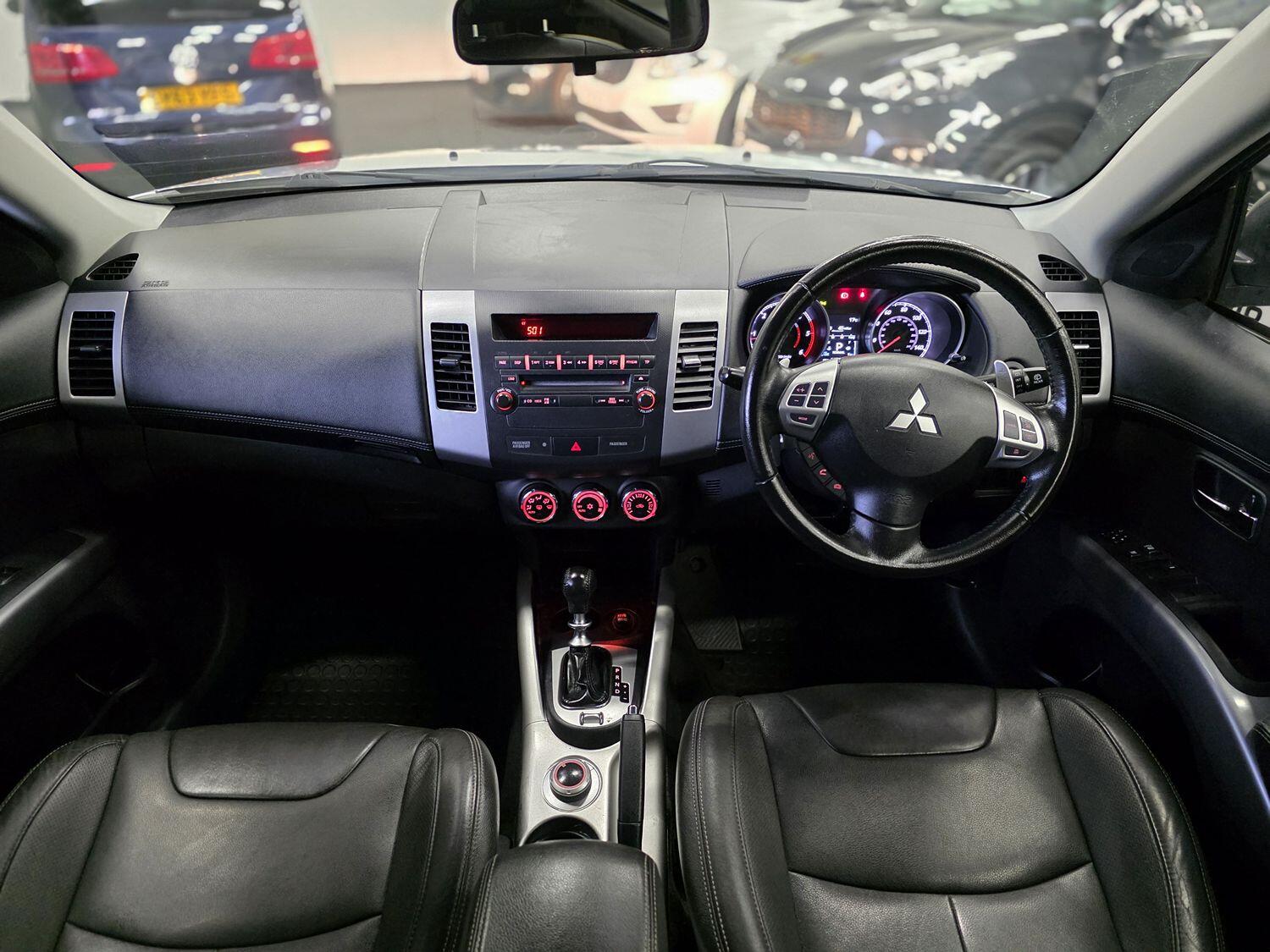 Used Mitsubishi Outlander 2013 for sale - 76769469: Photo 2