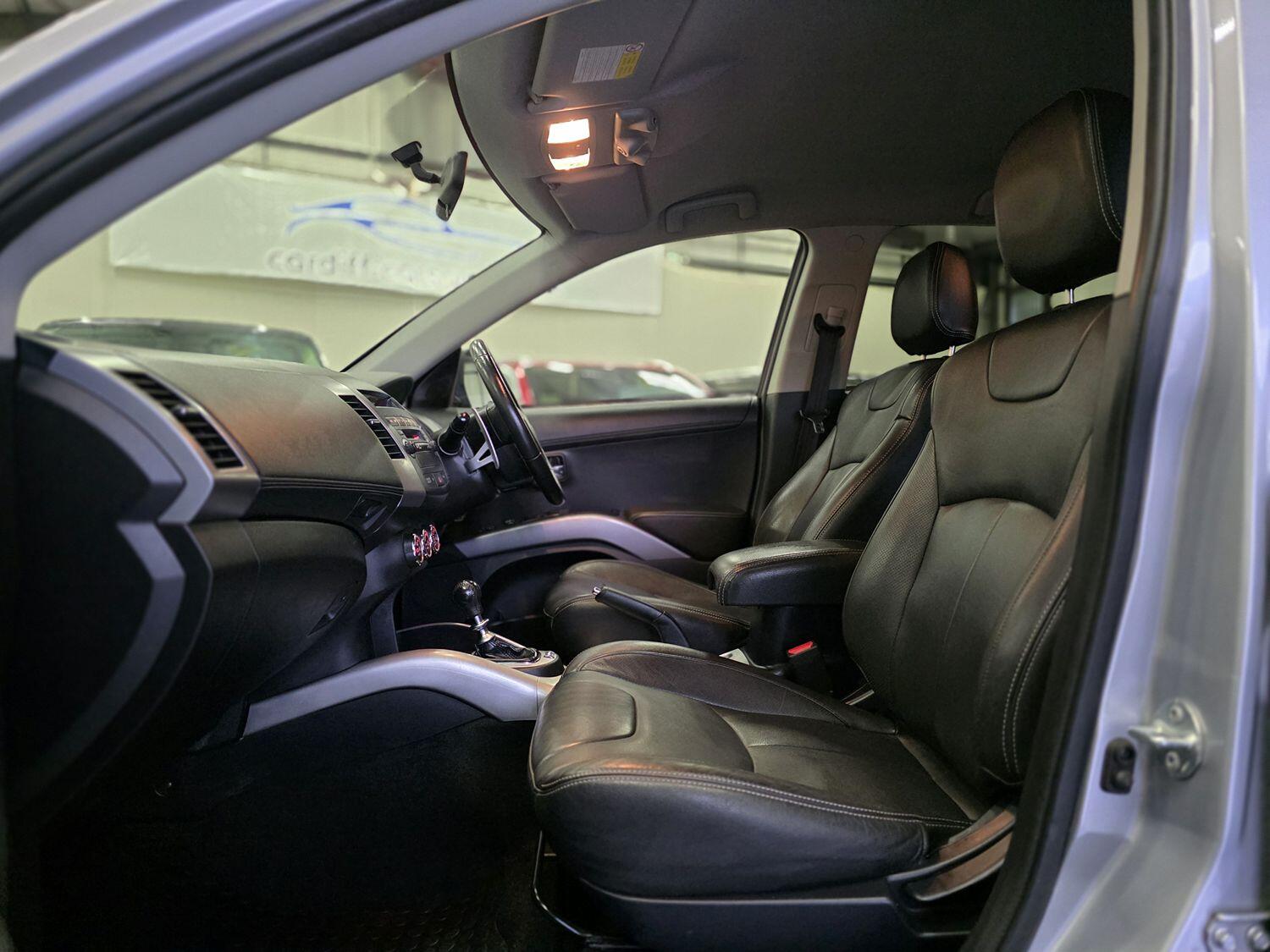 Used Mitsubishi Outlander 2013 for sale - 76769469: Photo 9