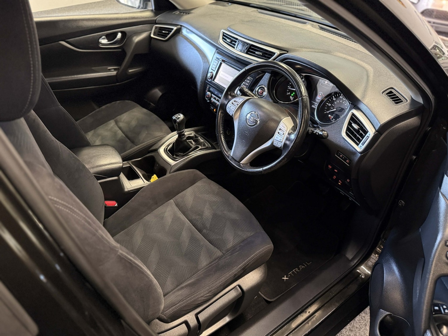 Used Nissan X-Trail 2017 for sale - 77891654: Photo 15