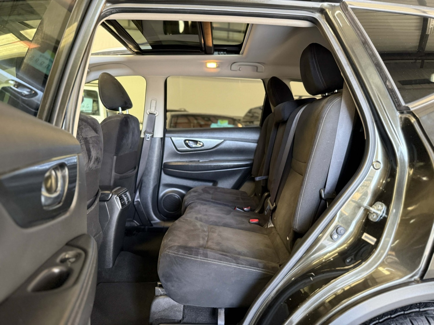 Used Nissan X-Trail 2017 for sale - 77891654: Photo 17