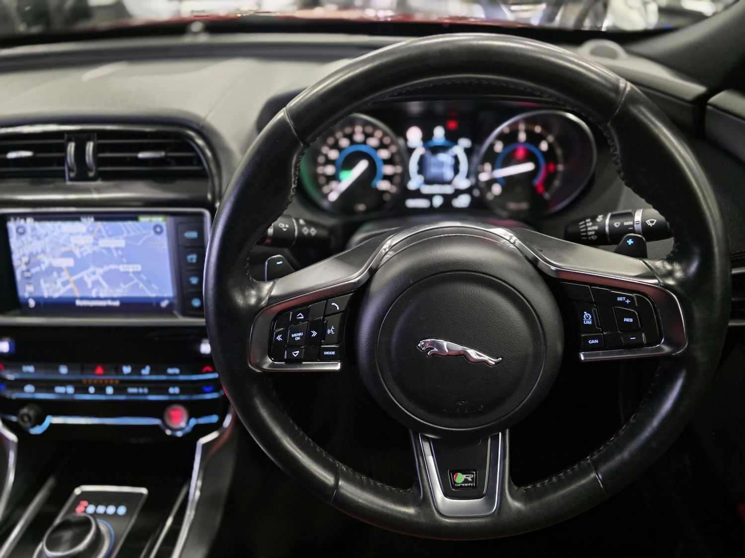 Used Jaguar XE 2016 for sale - 76560066: Photo 10