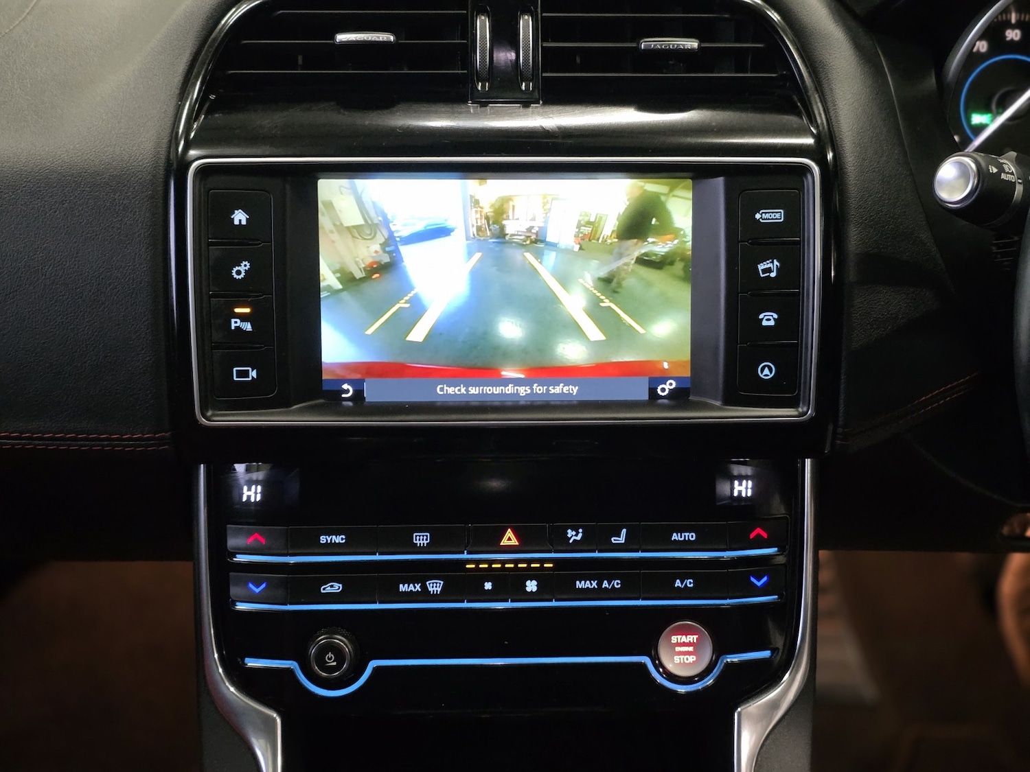 Used Jaguar XE 2016 for sale - 76560066: Photo 13