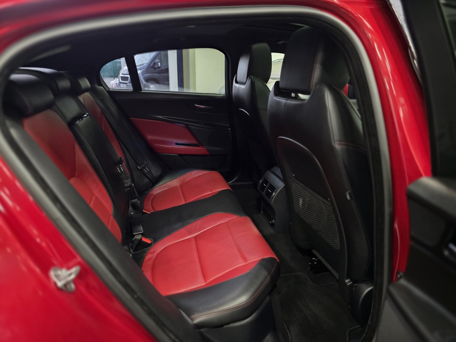 Used Jaguar XE 2016 for sale - 76560066: Photo 16