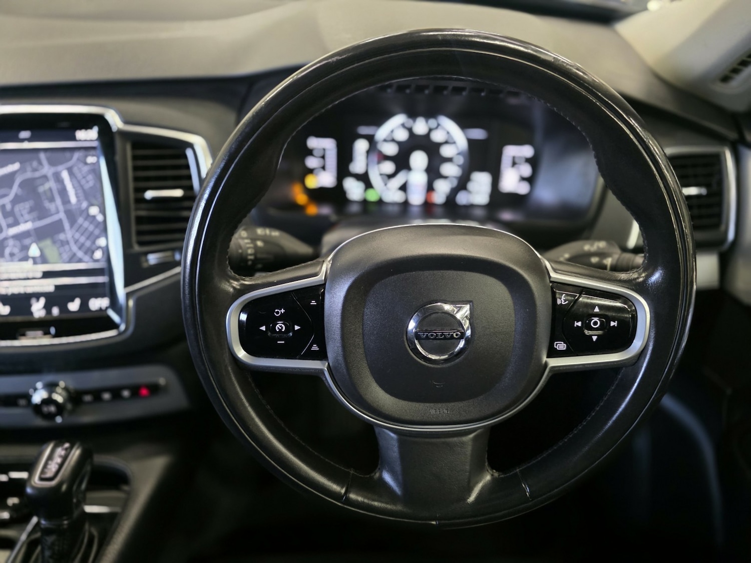 Used Volvo XC90 2017 for sale - 76397034: Photo 10