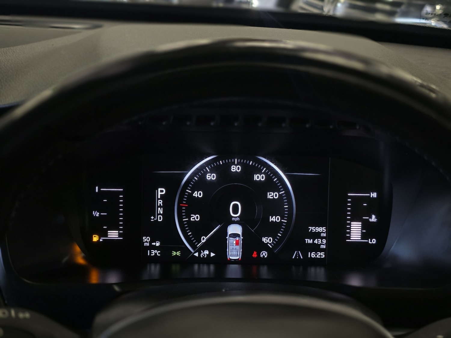 Used Volvo XC90 2017 for sale - 76397034: Photo 11