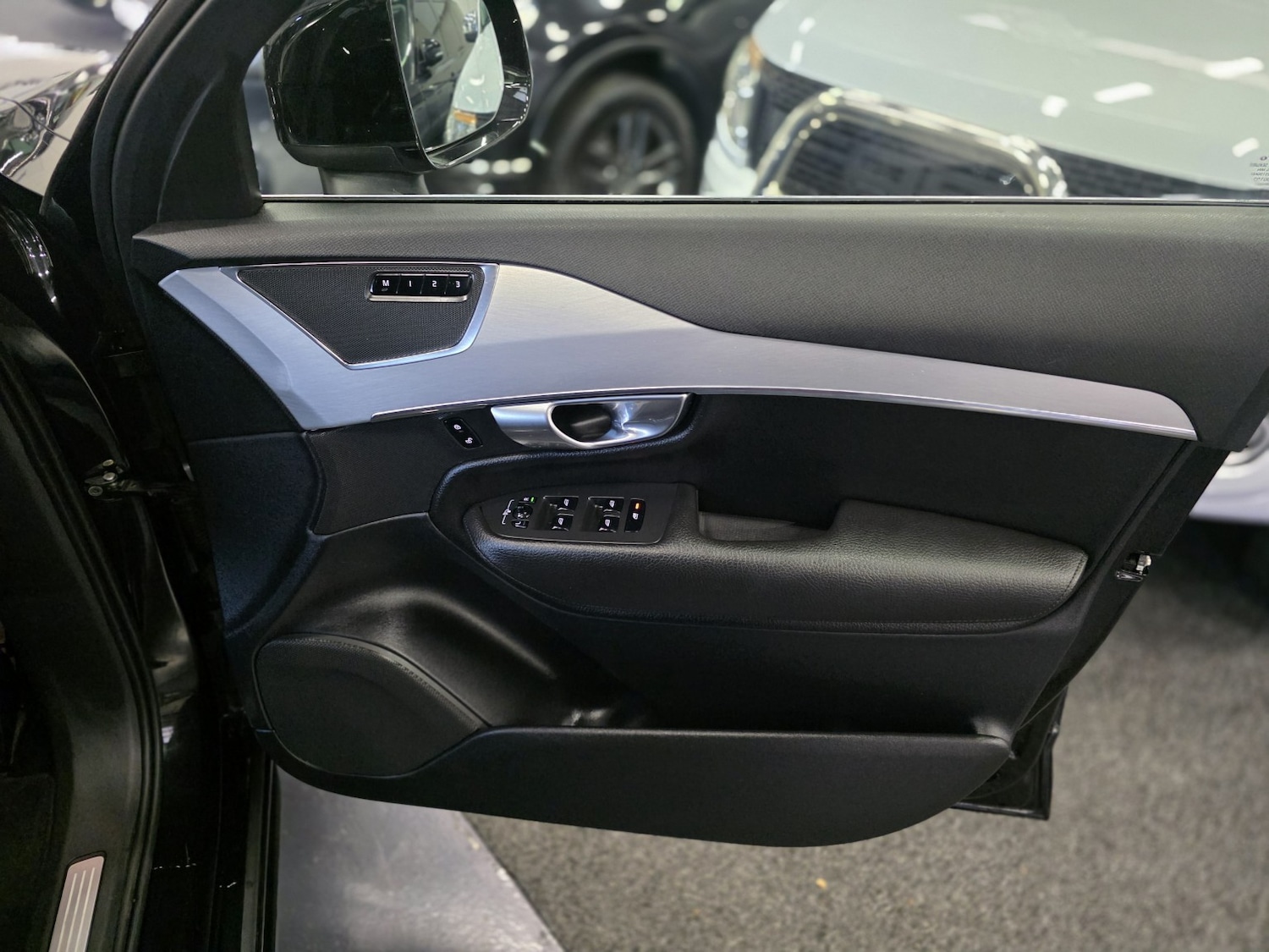 Used Volvo XC90 2017 for sale - 76397034: Photo 25