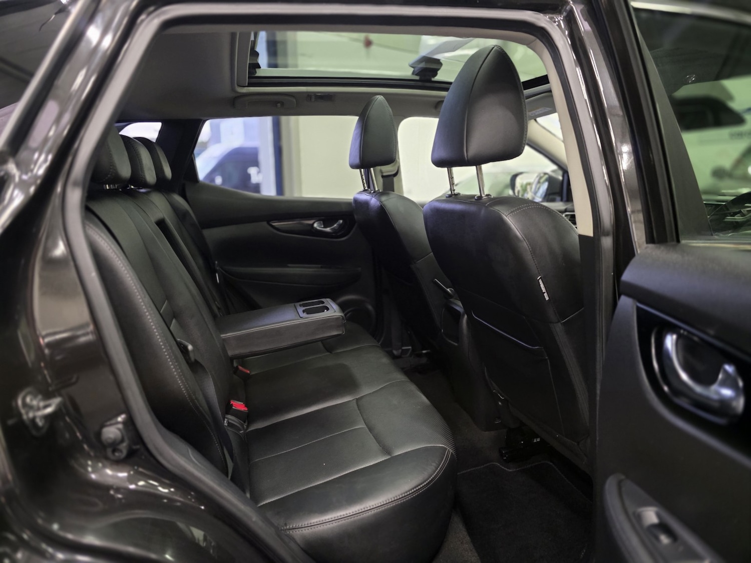 Used Nissan Qashqai 2016 for sale - 77277403: Photo 16