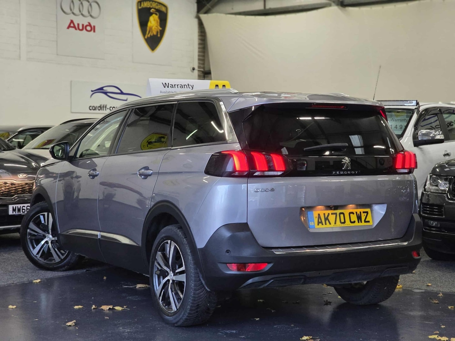 Used Peugeot 5008 2020 for sale - 76387381: Photo 8