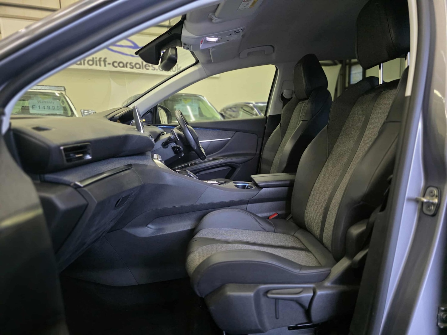 Used Peugeot 5008 2020 for sale - 76387381: Photo 9