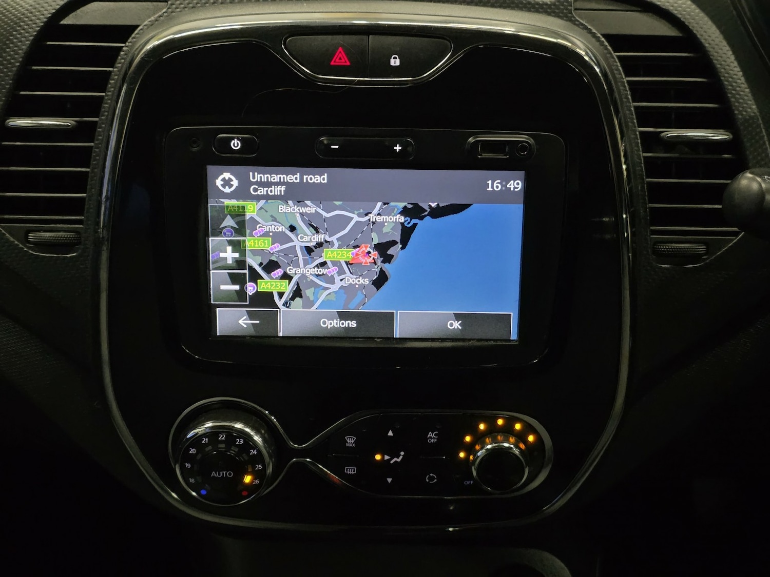 Used Renault Captur 2014 for sale - 77140769: Photo 12