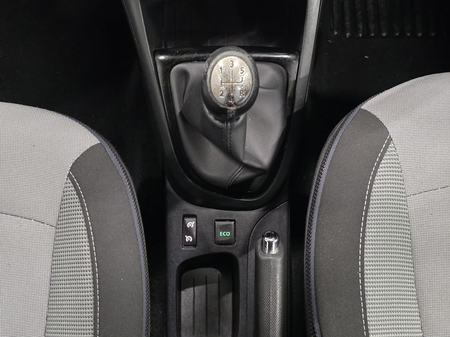 Used Renault Captur 2014 for sale - 77140769: Photo 13