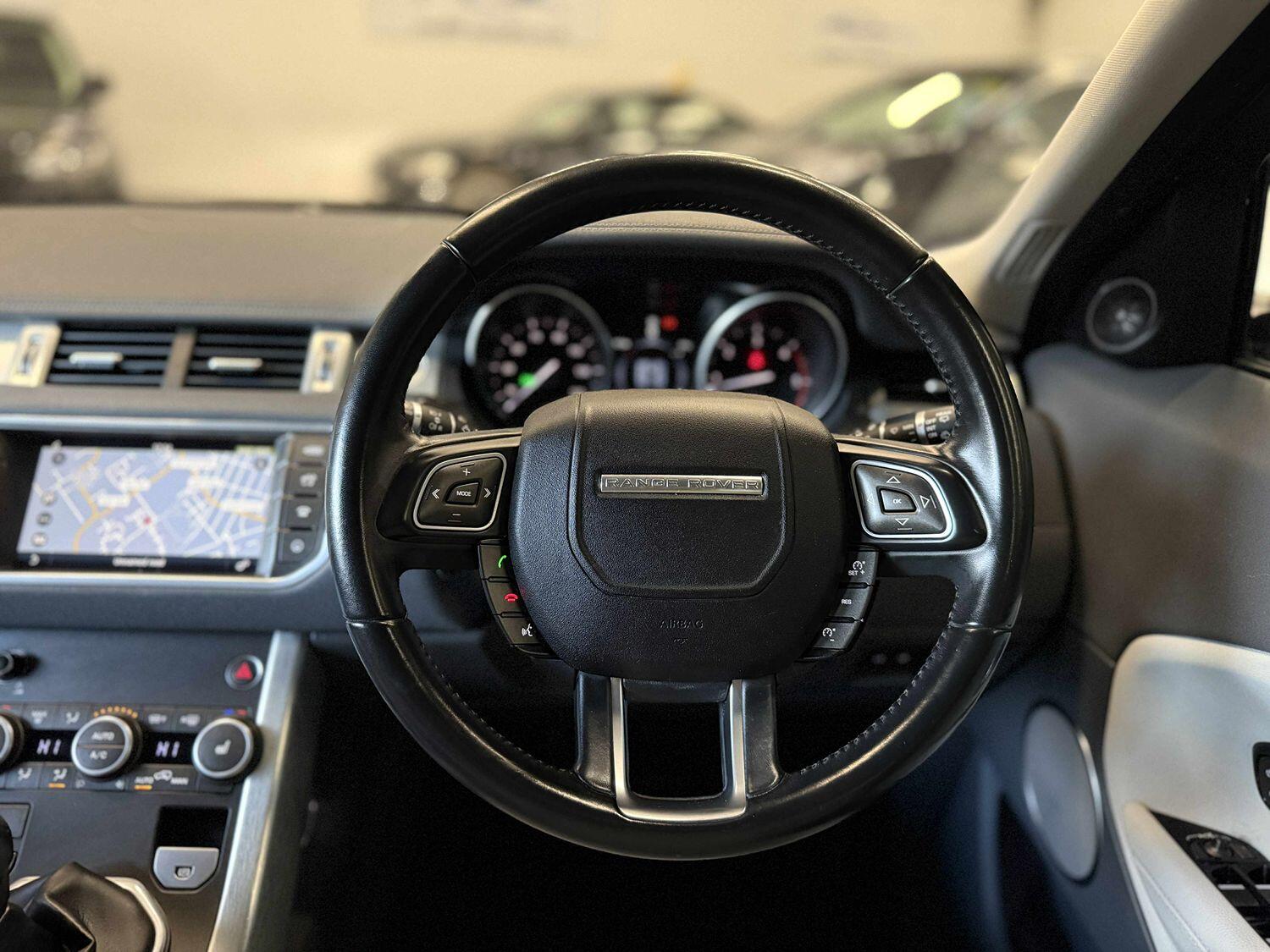 Used Land Rover Range Rover Evoque 2017 for sale - 76120278: Photo 11
