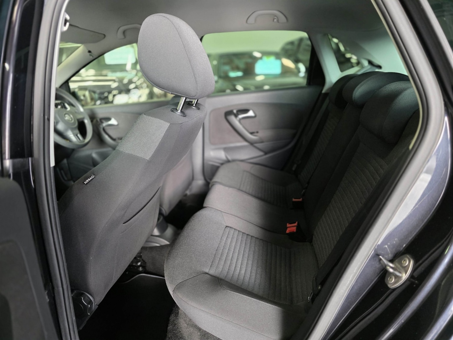 Used Volkswagen Polo 2013 for sale - 77342668: Photo 16