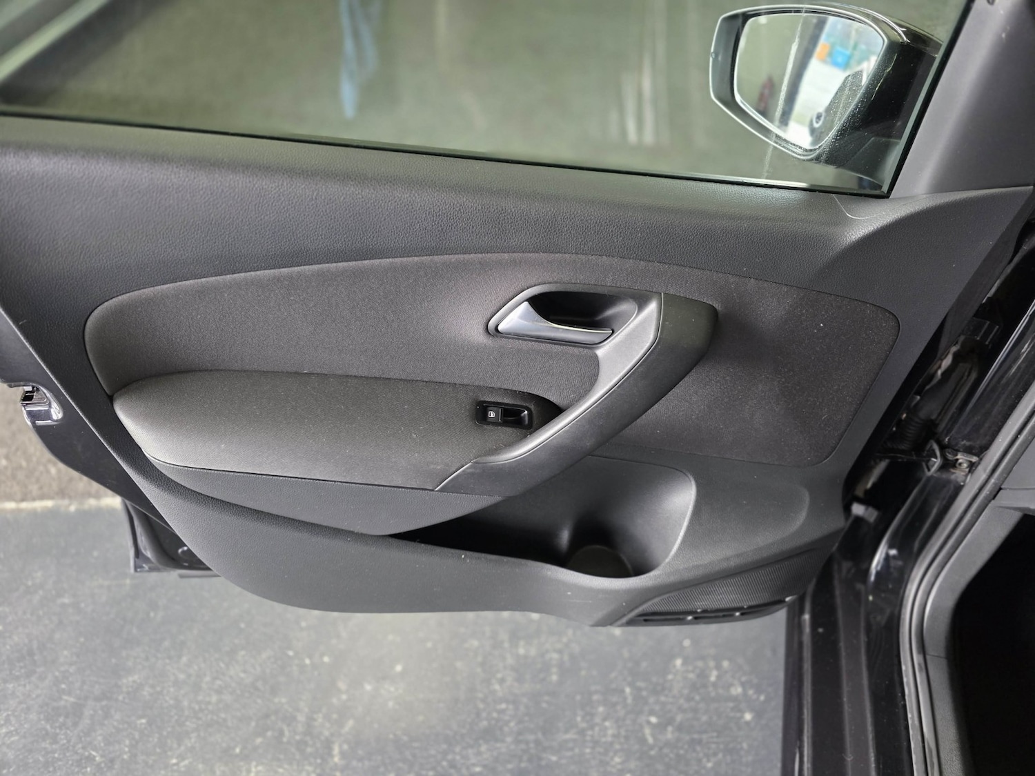 Used Volkswagen Polo 2013 for sale - 77342668: Photo 25