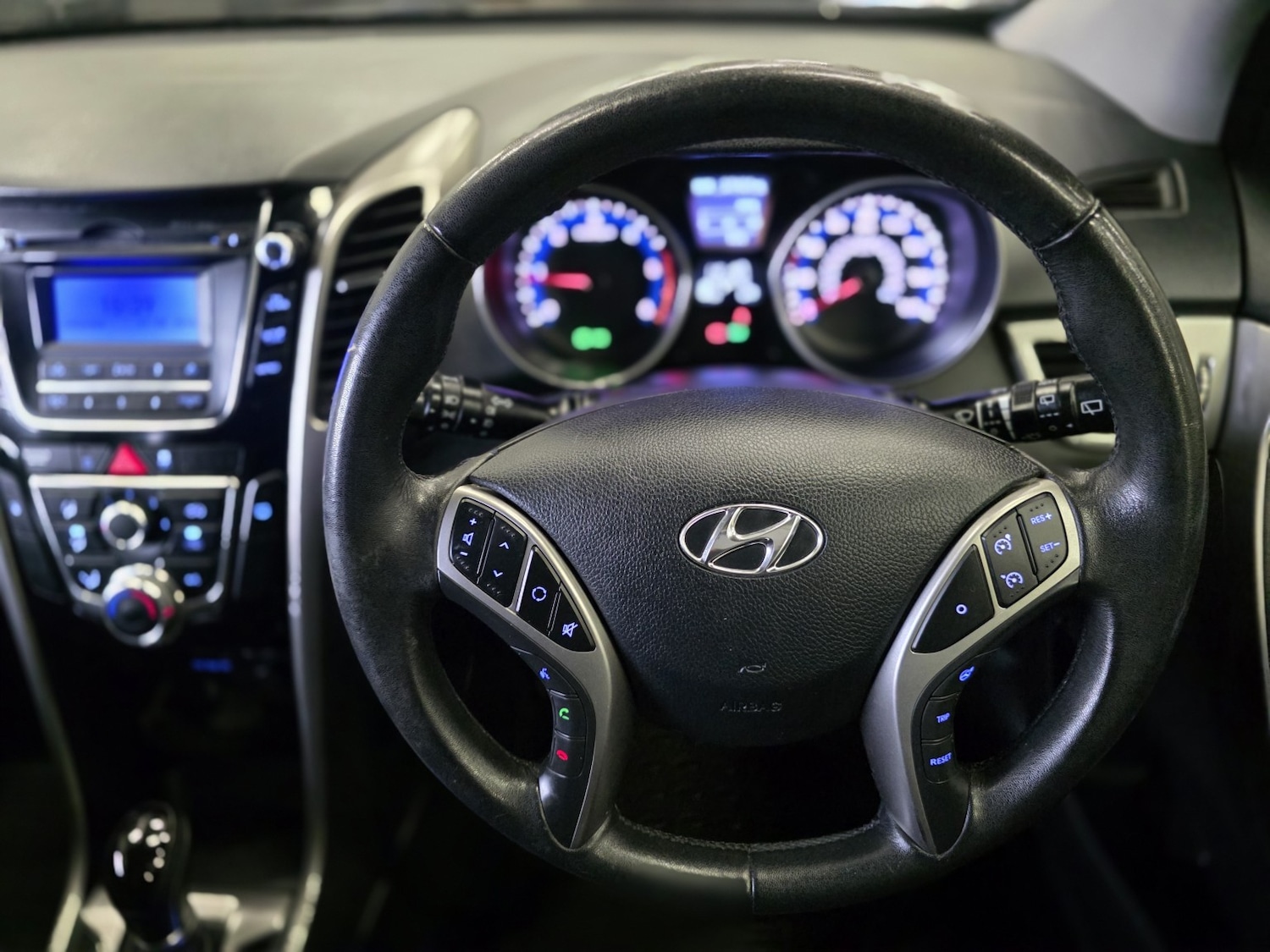 Used Hyundai i30 2013 for sale - 76571110: Photo 10