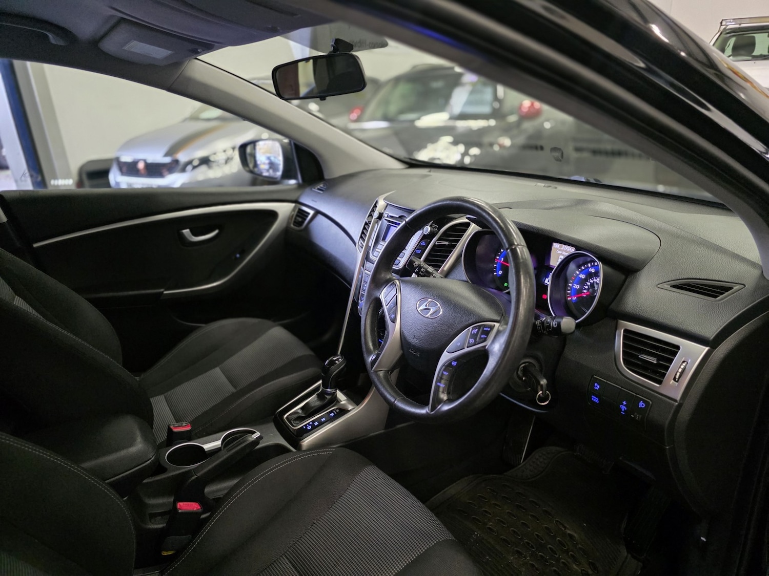 Used Hyundai i30 2013 for sale - 76571110: Photo 14