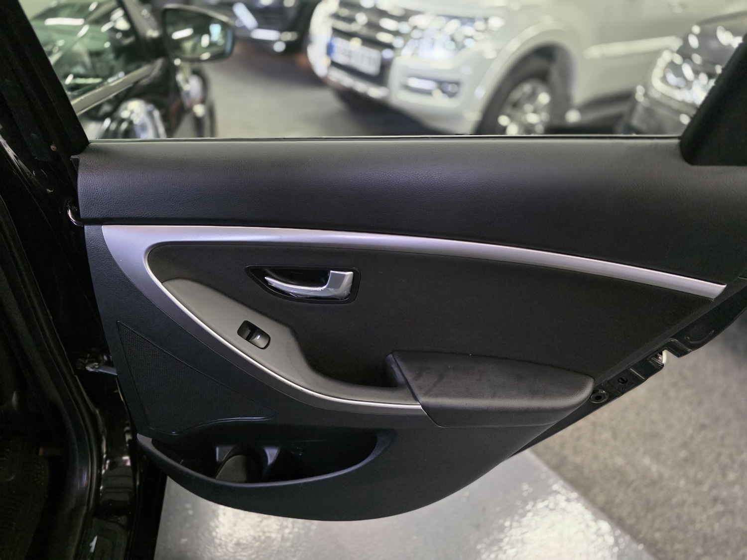 Used Hyundai i30 2013 for sale - 76571110: Photo 24