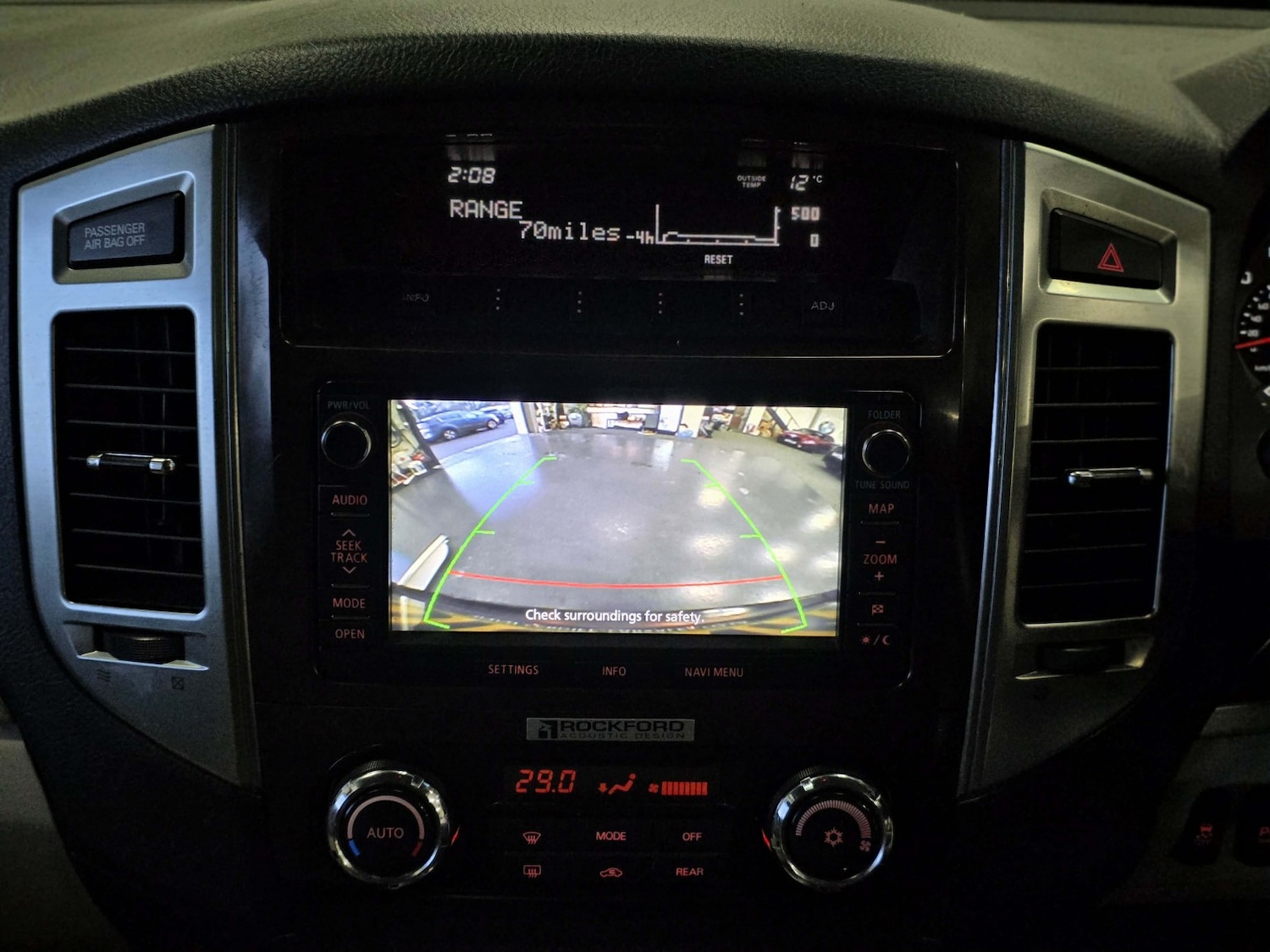 Used Mitsubishi Shogun 2016 for sale - 77173233: Photo 13