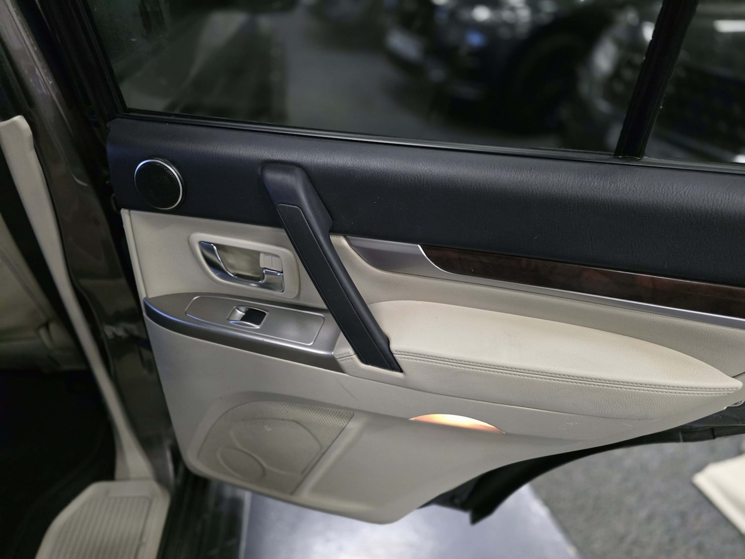 Used Mitsubishi Shogun 2016 for sale - 77173233: Photo 25