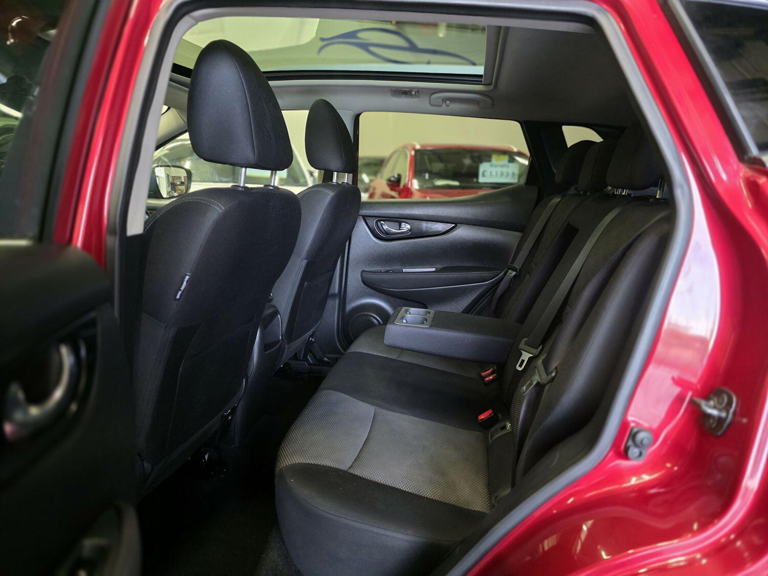 Used Nissan Qashqai 2016 for sale - 76120297: Photo 17