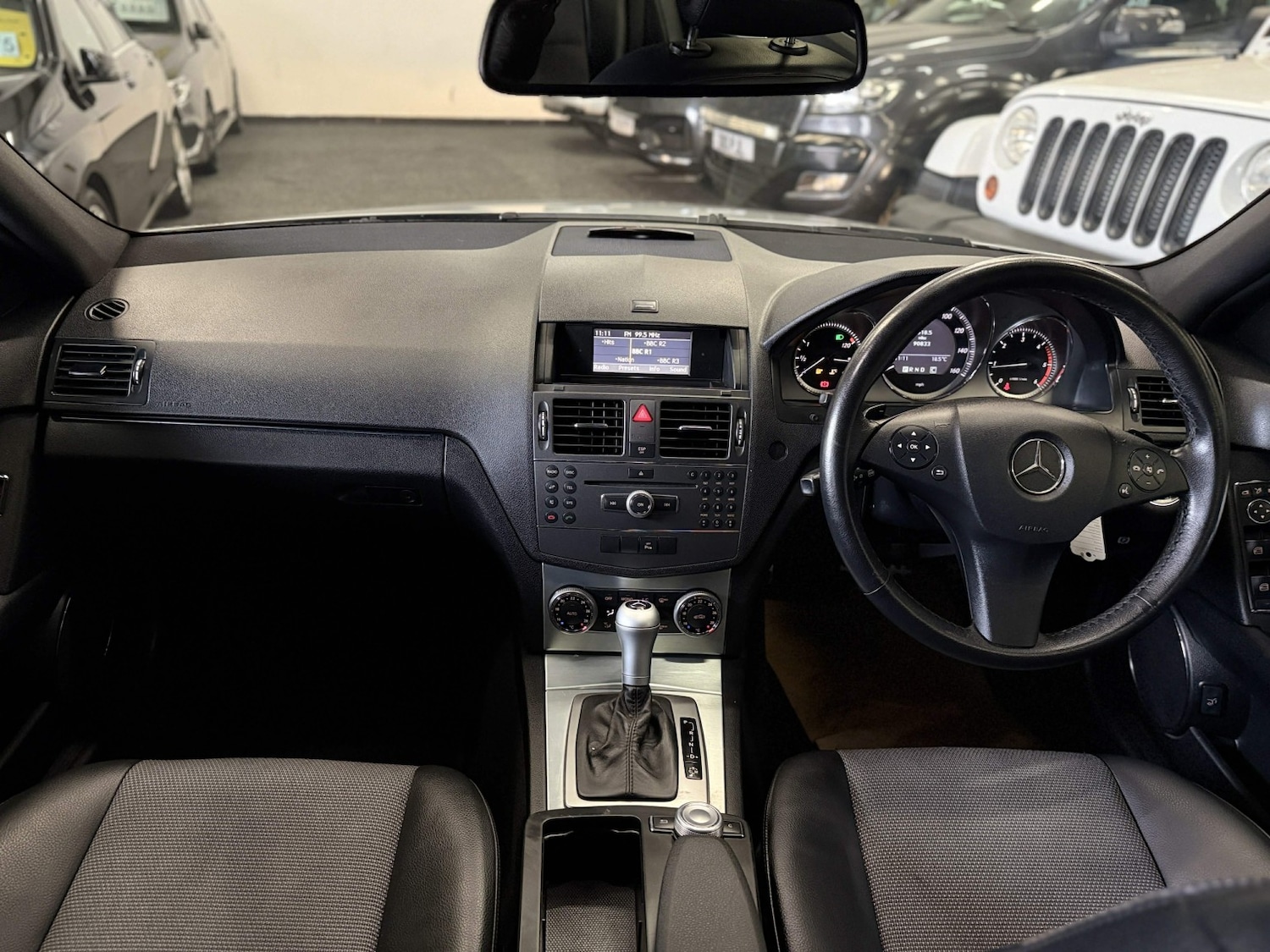 Used Mercedes-Benz C Class 2009 for sale - 78098201: Photo 2