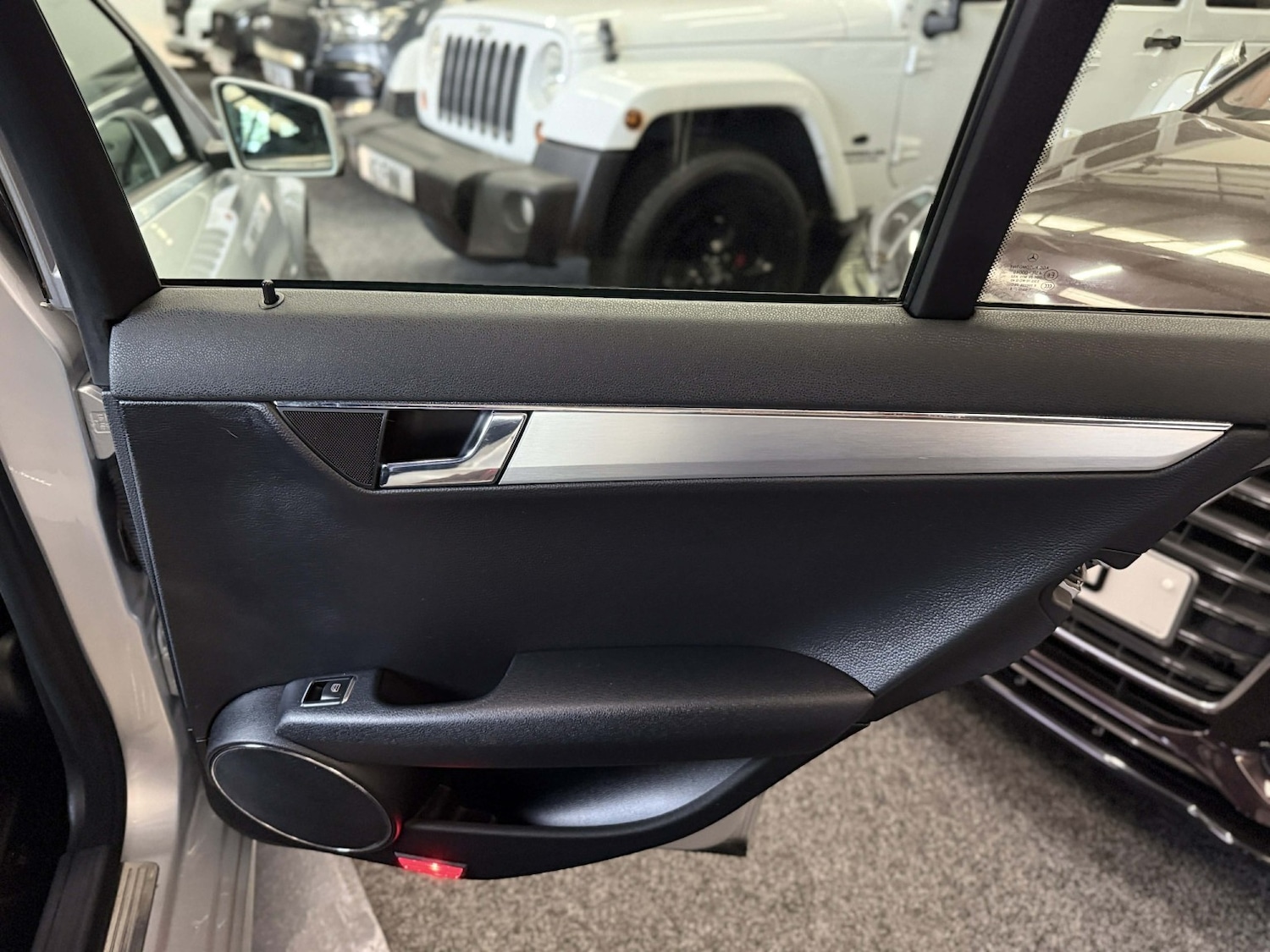 Used Mercedes-Benz C Class 2009 for sale - 78098201: Photo 26