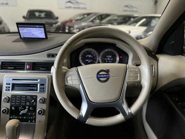 Used Volvo XC70 2011 for sale - 75266784: Photo 10
