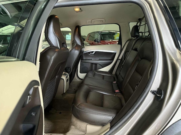 Used Volvo XC70 2011 for sale - 75266784: Photo 16