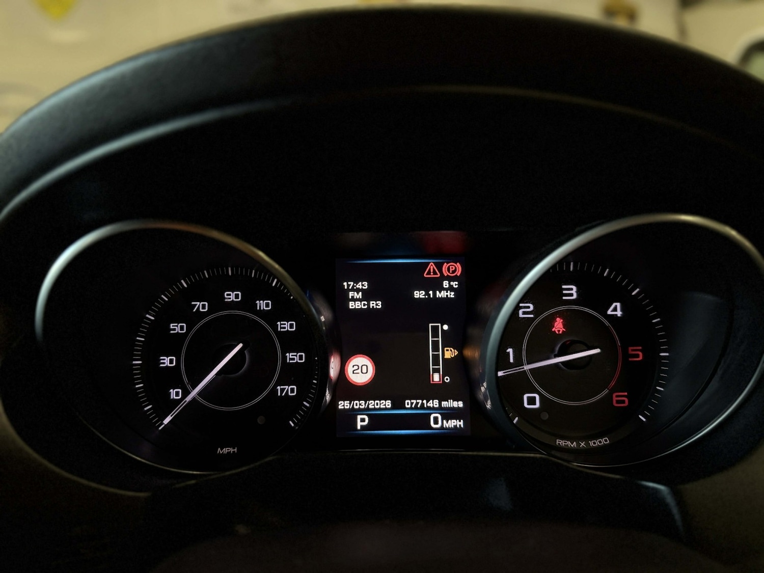 Used Jaguar XE 2015 for sale - 78018308: Photo 11