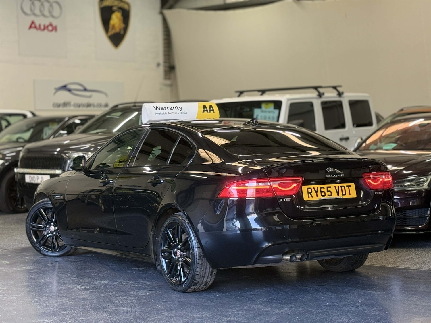 Used Jaguar XE 2015 for sale - 78018308: Photo 8