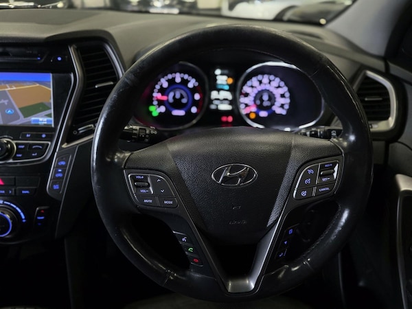 Used Hyundai Santa Fe 2016 for sale - 75740455: Photo 10