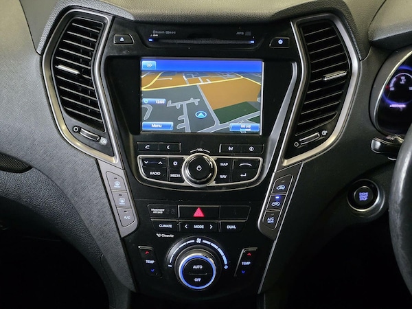Used Hyundai Santa Fe 2016 for sale - 75740455: Photo 12