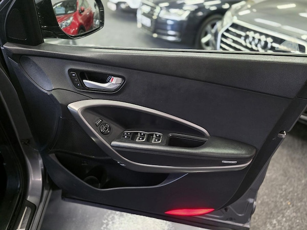 Used Hyundai Santa Fe 2016 for sale - 75740455: Photo 24