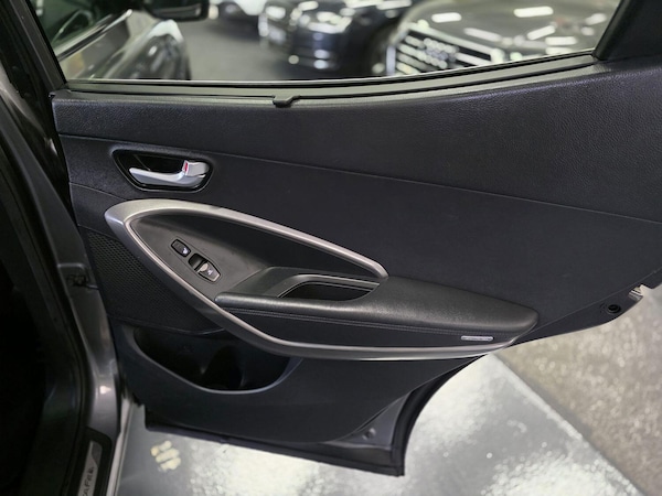 Used Hyundai Santa Fe 2016 for sale - 75740455: Photo 25
