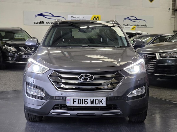 Used Hyundai Santa Fe 2016 for sale - 75740455: Photo 3