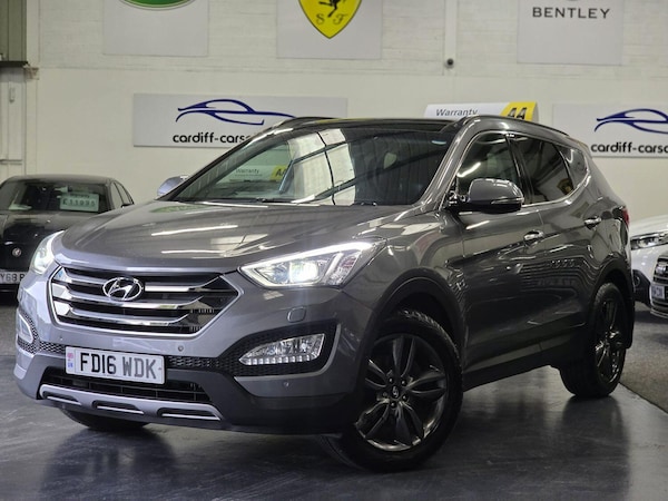 Used Hyundai Santa Fe 2016 for sale - 75740455: Photo 4