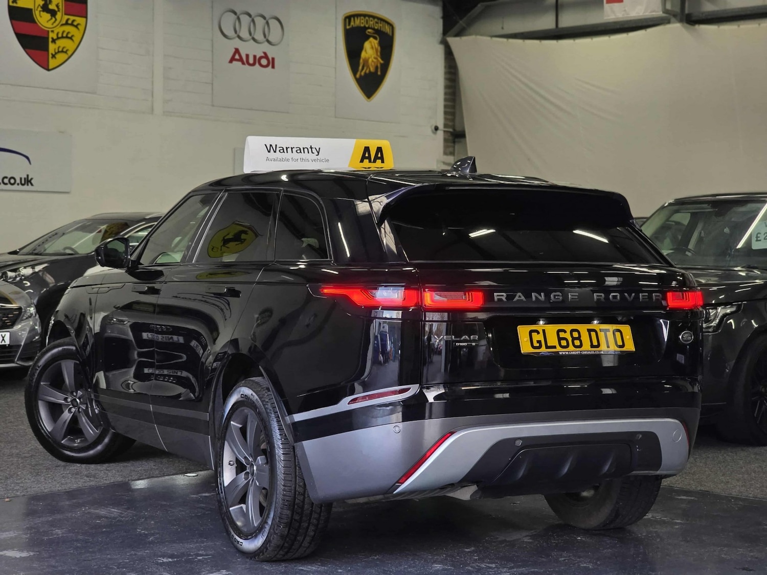 Used Land Rover Range Rover Velar 2018 for sale - 76821641: Photo 8