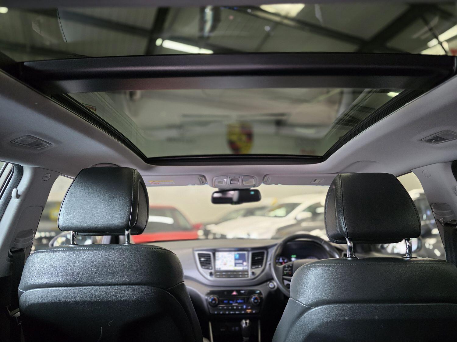 Used Hyundai TUCSON 2016 for sale - 76174096: Photo 2