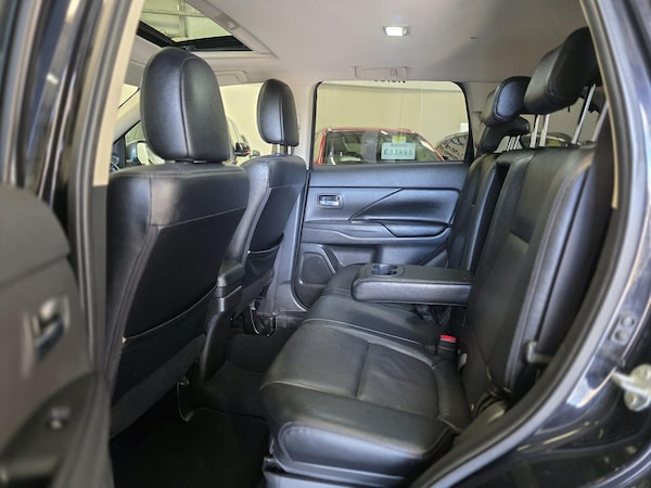 Used Mitsubishi Outlander 2016 for sale - 76211802: Photo 17