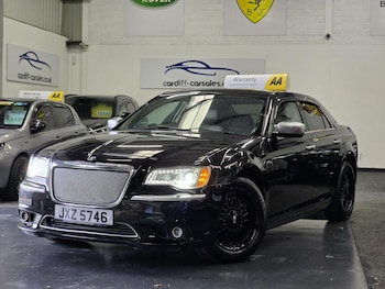 Used Chrysler 300C 2012 for sale - 76082742: Photo