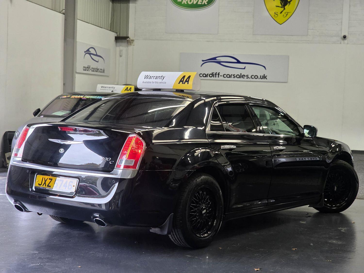 Used Chrysler 300C 2012 for sale - 76082742: Photo 6