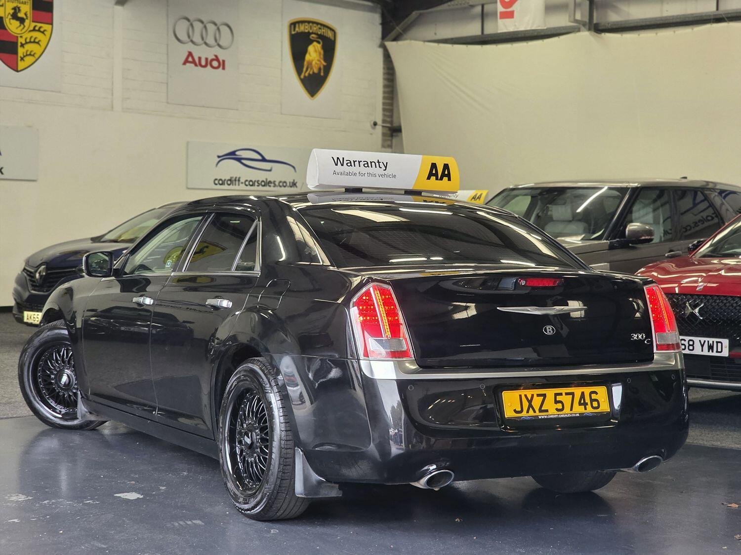 Used Chrysler 300C 2012 for sale - 76082742: Photo 8