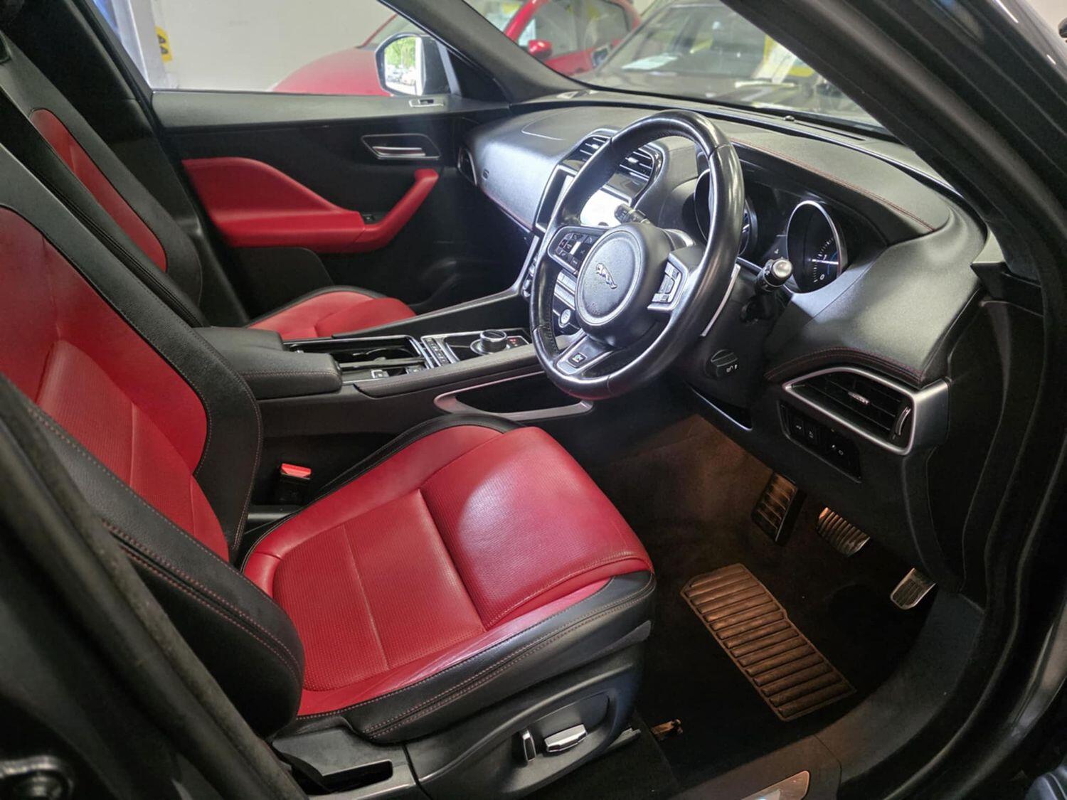 Used Jaguar F-Pace 2018 for sale - 76666170: Photo 15