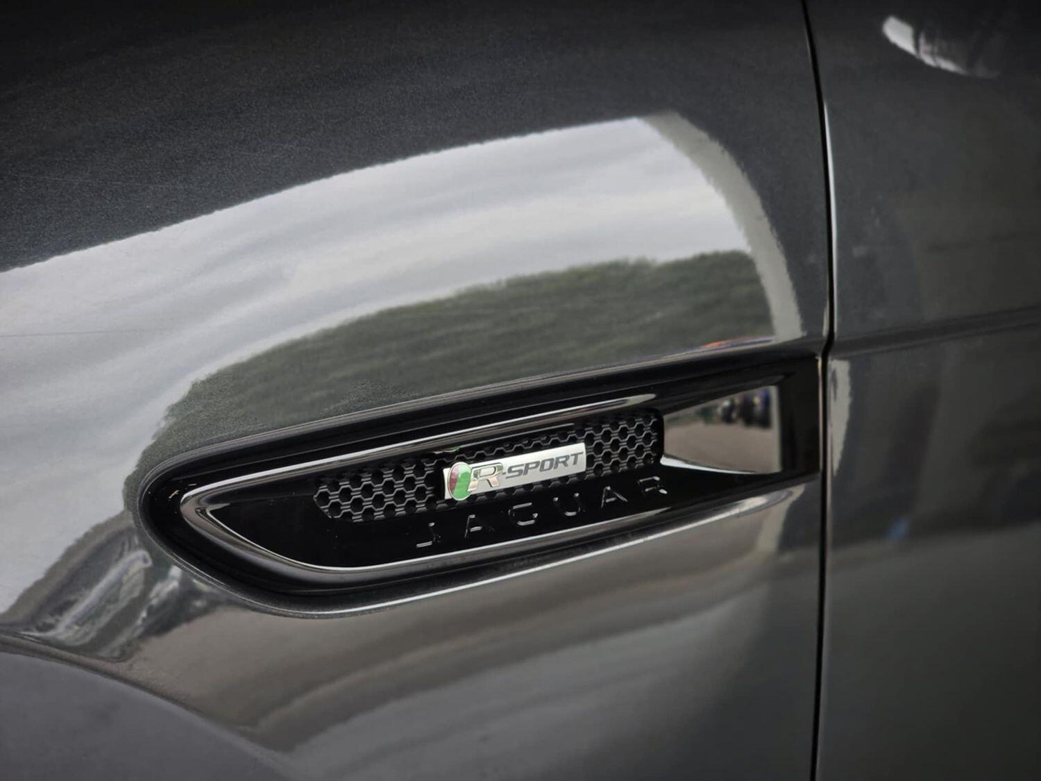 Used Jaguar F-Pace 2018 for sale - 76666170: Photo 21