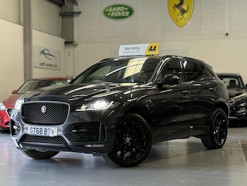 Used Jaguar F-Pace 2018 for sale - 76666170: Photo